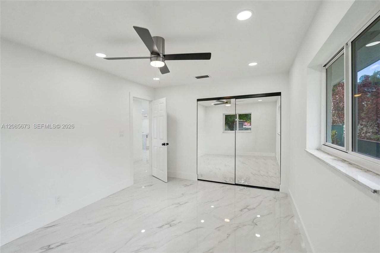 10601 NW 43rd Ct, Coral Springs, FL 33065 Photo