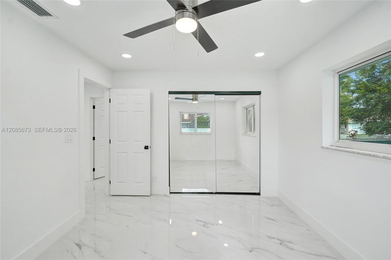10601 NW 43rd Ct, Coral Springs, FL 33065 Photo