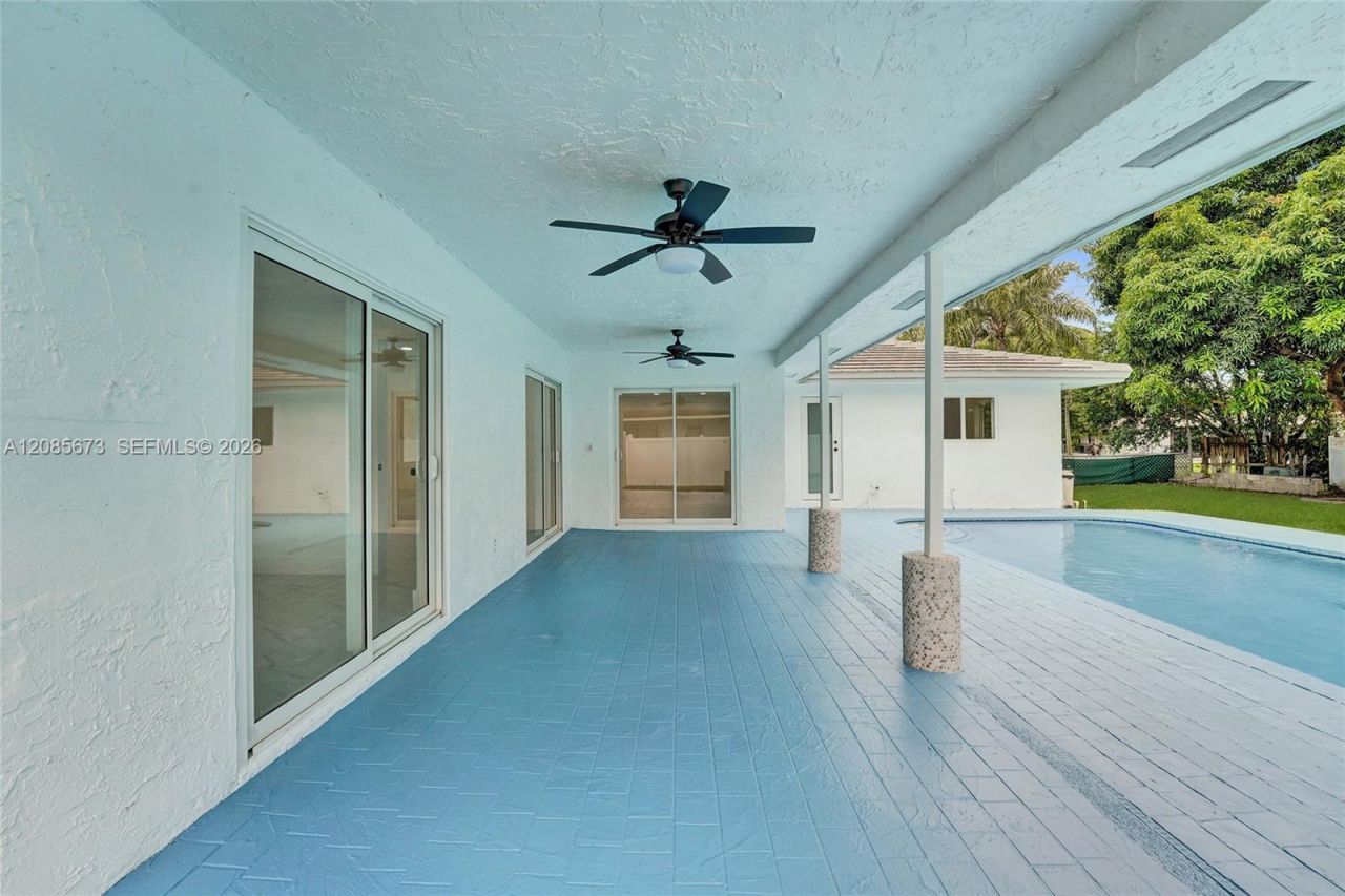 10601 NW 43rd Ct, Coral Springs, FL 33065 Photo