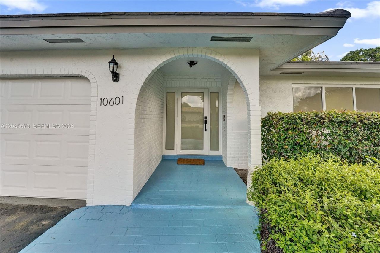 10601 NW 43rd Ct, Coral Springs, FL 33065 Photo