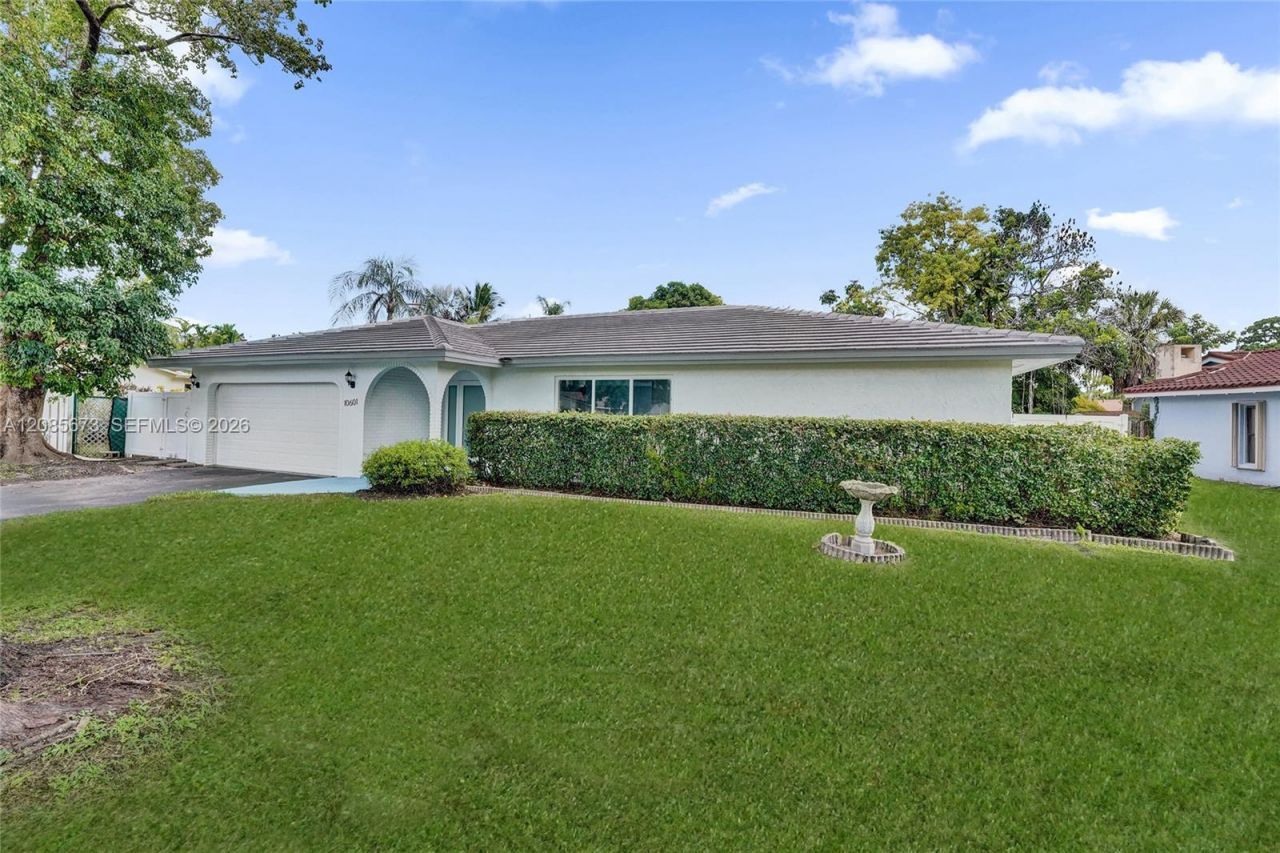 10601 NW 43rd Ct, Coral Springs, FL 33065 Photo