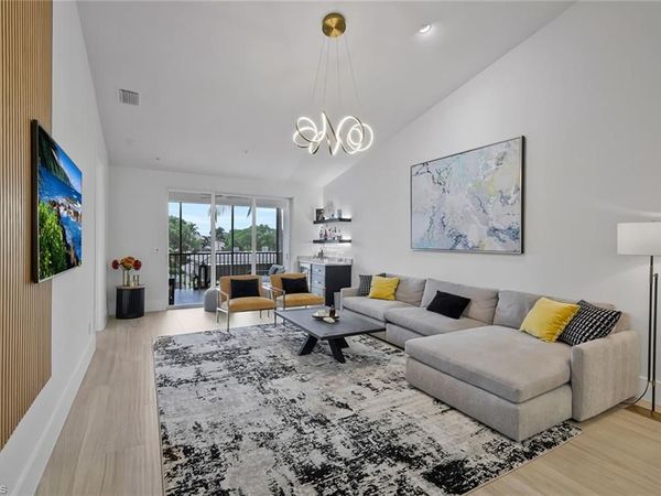 1540 Blue Point Ave, Unit 201, NAPLES, FL 34102