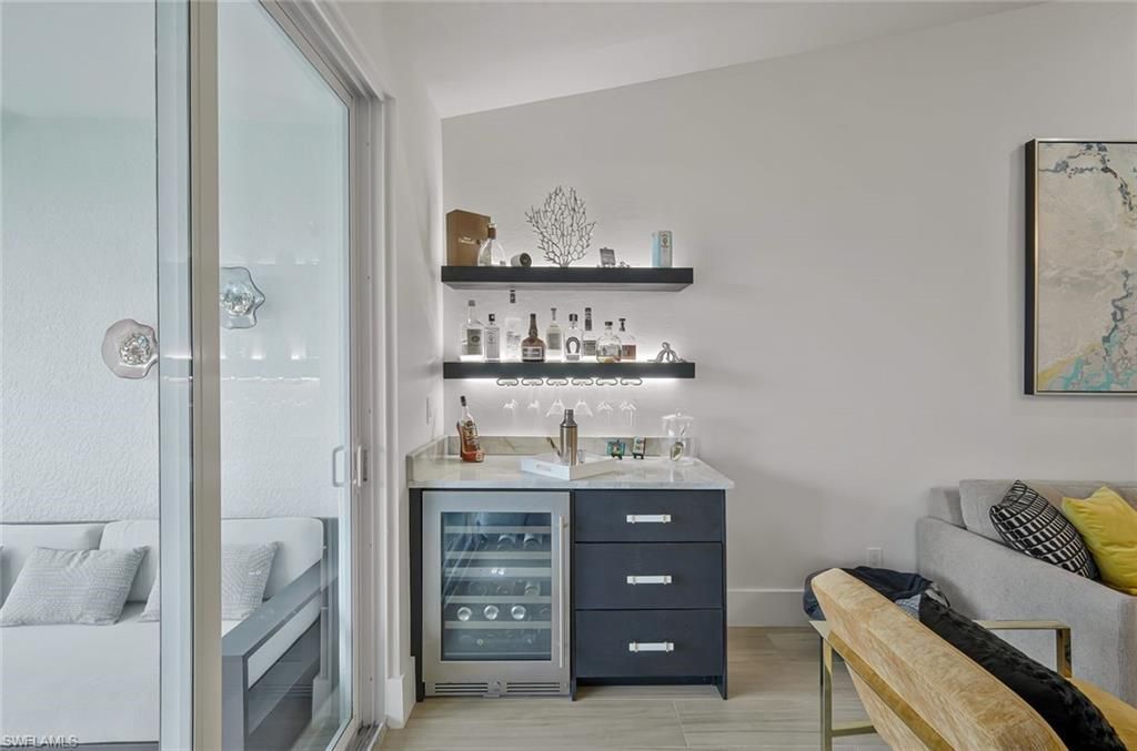 1540 Blue Point Ave, Unit 201, Naples, FL 34102 Photo