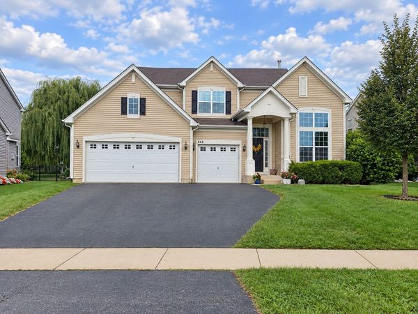 643 Seneca Street , Volo, IL 60073
