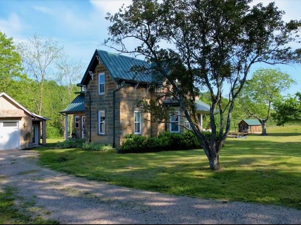 24754 Shurtz Road , New Plymouth, OH 45654