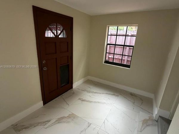 2424 SW 21st Ter , Miami, FL 33145