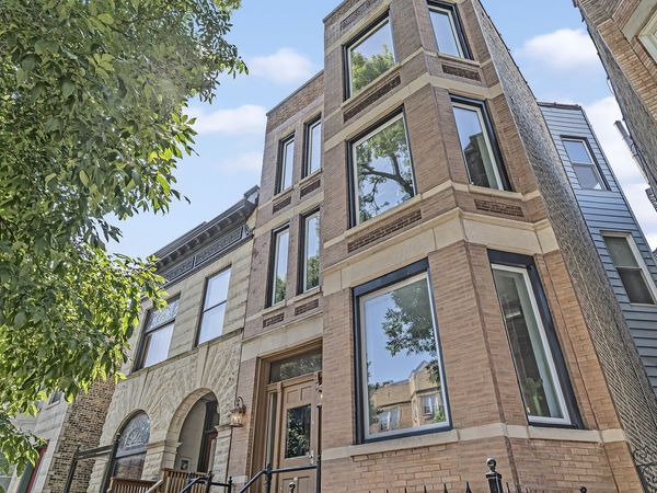 3227 W Beach Avenue , Unit 3, Chicago, IL 60651