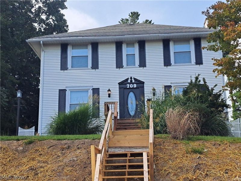 709 McKinley Avenue, Cambridge, OH 43725 Photo 1