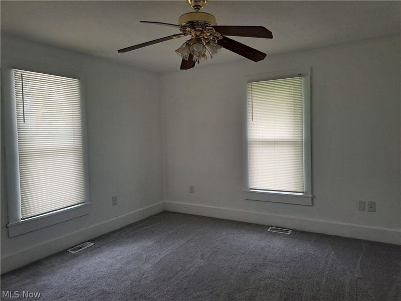 709 McKinley Avenue, Cambridge, OH 43725 Photo 30