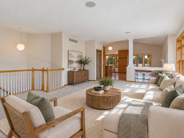 710 Gilfillan Lane, White Bear Twp, MN 55127