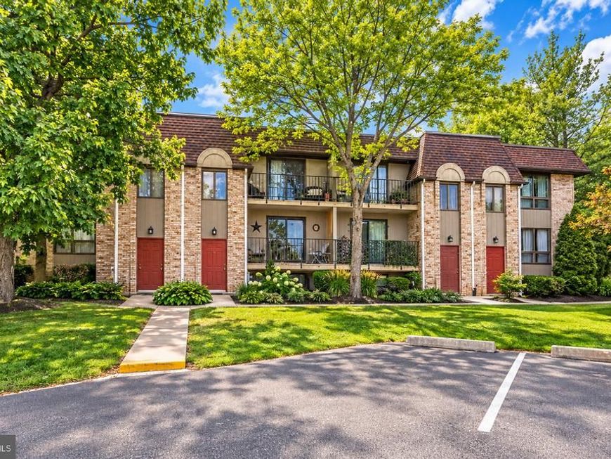 836 B Putnam Boulevard, Unit 57B, Wallingford, PA 19086 Main Photo