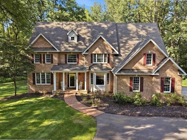 300 CLEARVIEW DRIVE, CLEAR BROOK, VA 22624