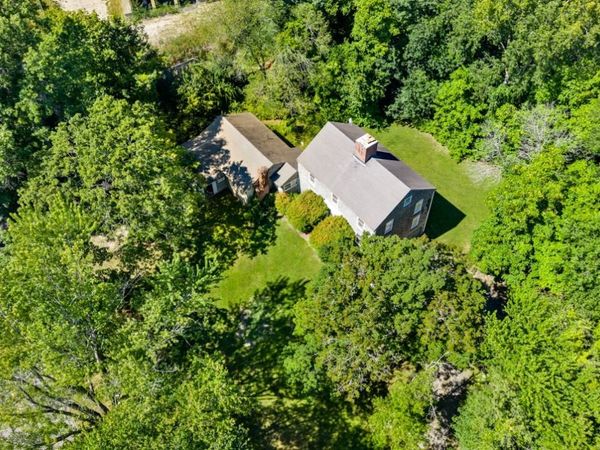 220 Essex St, Lynnfield, MA 01940