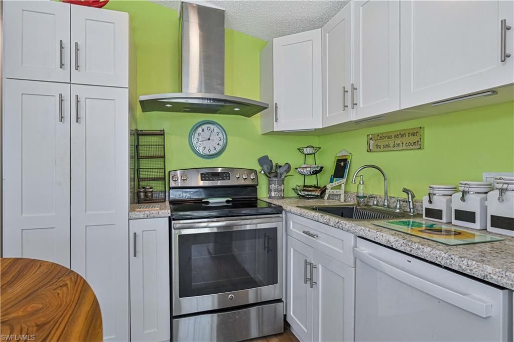 19681 Summerlin Rd, Unit 418, Fort Myers, FL 33908 Photo