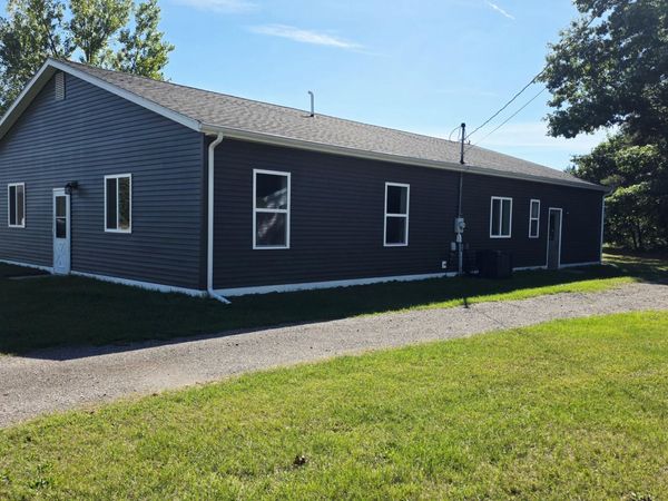 828 S Wicker Road SE, Stanton, MI 48888