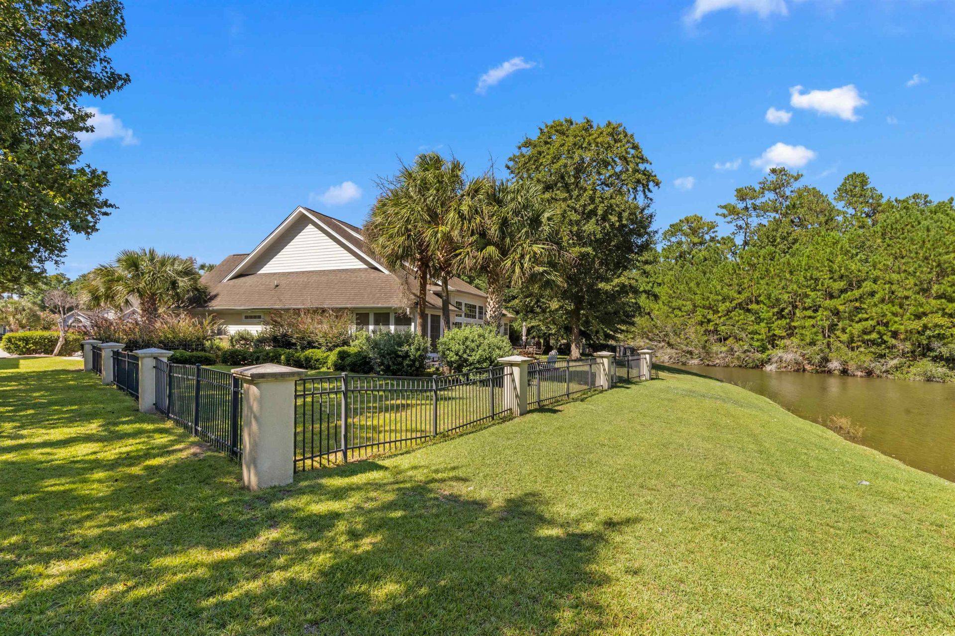 508 Malabar Ct. Photo 31
