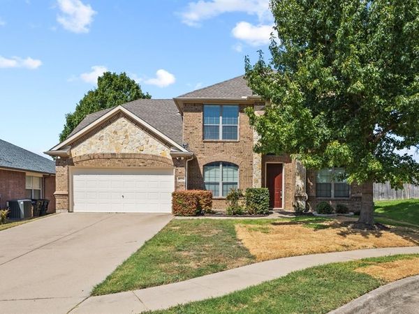 8224 Summerview Court, Fort Worth, TX 76123