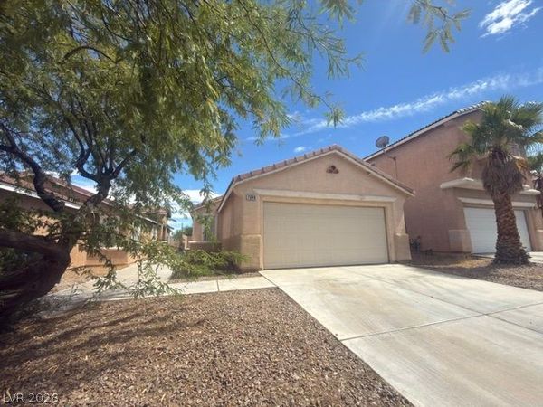 7048 Pacific Coast Street , Las Vegas, NV 89148