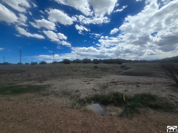 W Pine Bluff Dr, Pueblo, CO 81005