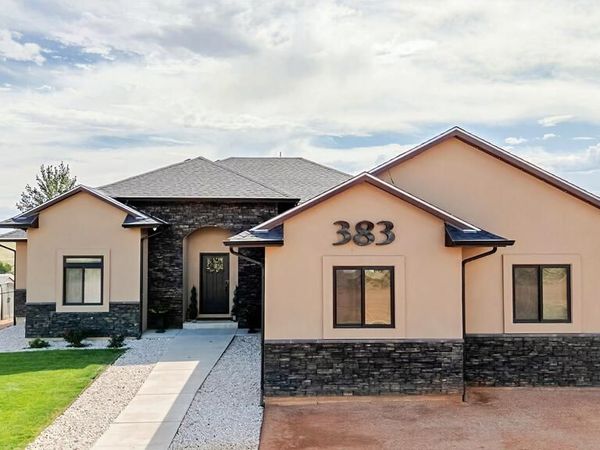 383 N Desert Cove Dr, Pueblo West, CO 81007