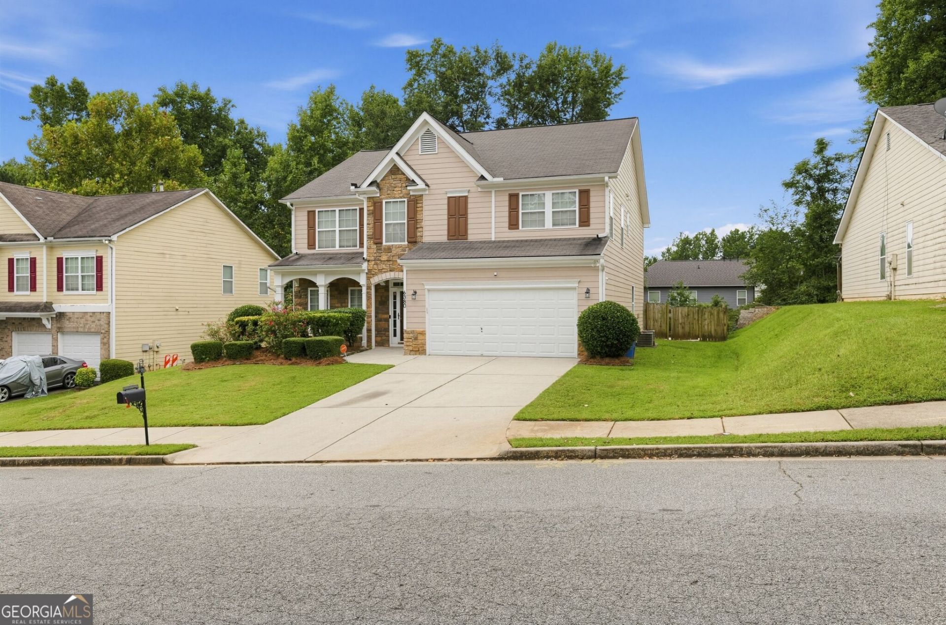 6380 Stonelake Drive, Atlanta, GA 30331 Main Photo