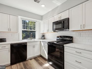 500 E LANCASTER AVENUE, Unit 129D, WAYNE, PA 19087