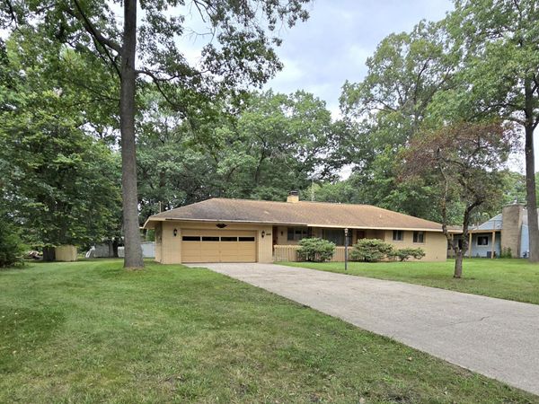 1465 Holton Road, Muskegon, MI 49445