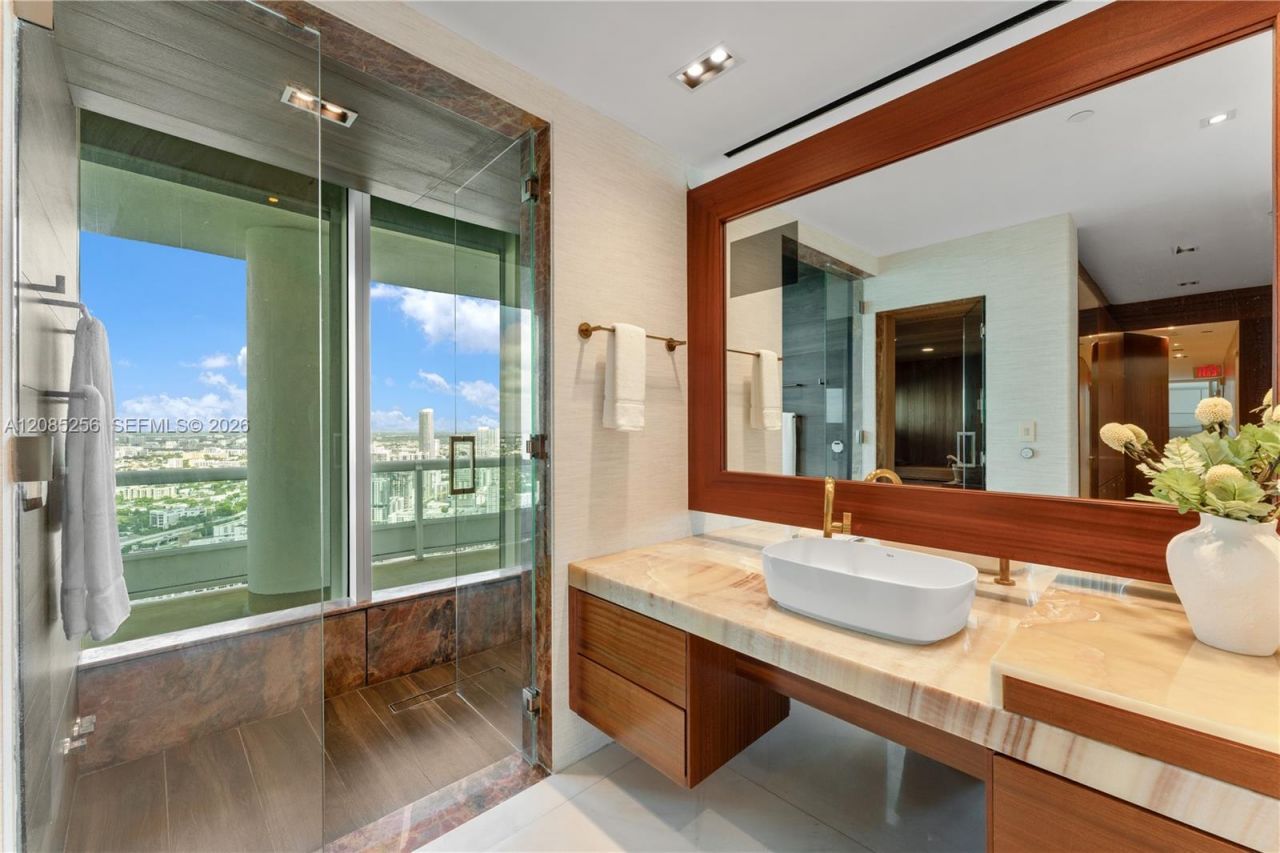 1643 Brickell Ave, Unit PH4901, Miami, FL 33129 Photo