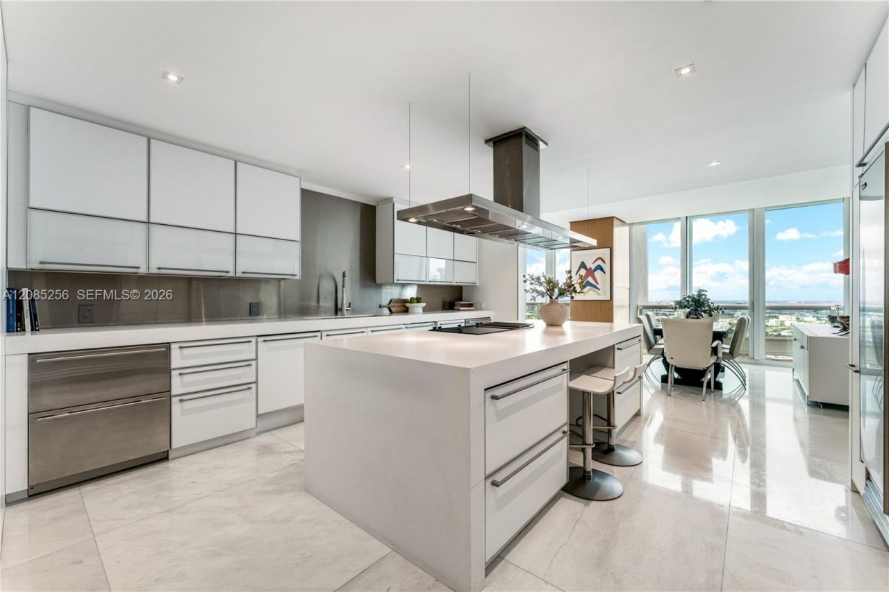 1643 Brickell Ave, Unit PH4901, Miami, FL 33129 Photo
