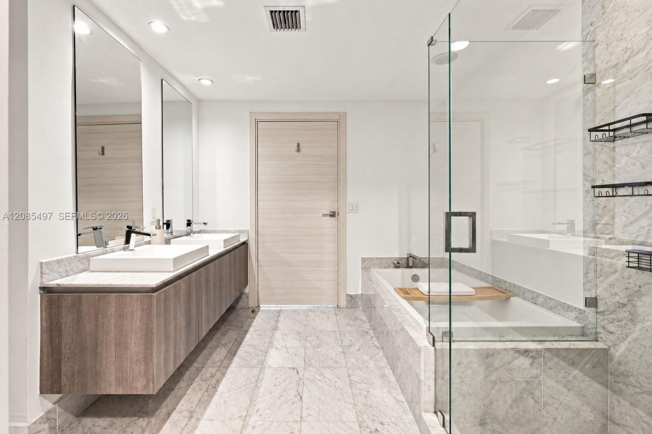 801 S Miami Ave, Unit 1810, Miami, FL 33130 Photo