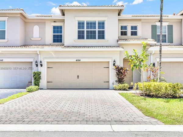 4164 Ficus St , Hollywood, FL 33021