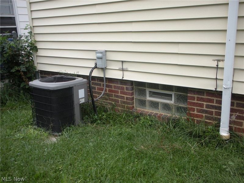 12503 Carrington Avenue, Cleveland, OH 44135 Photo 38