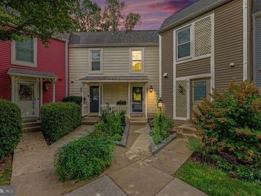 1731 QUIETREE DRIVE, RESTON, VA 20194