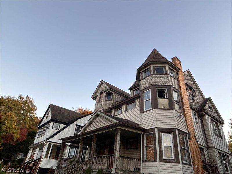 1888 Beersford Road, East Cleveland, OH 44112 Photo 2