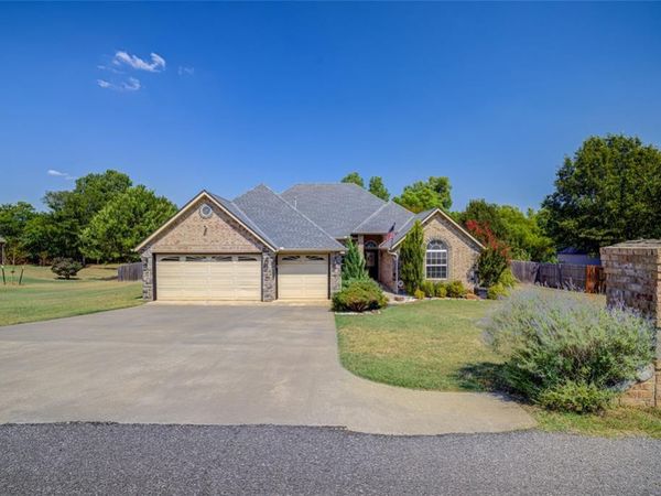 3693 Stonebrook Drive, Norman, OK 73072