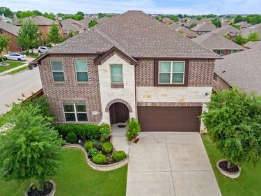 801 Oriel Circle, Fort Worth, TX 76036
