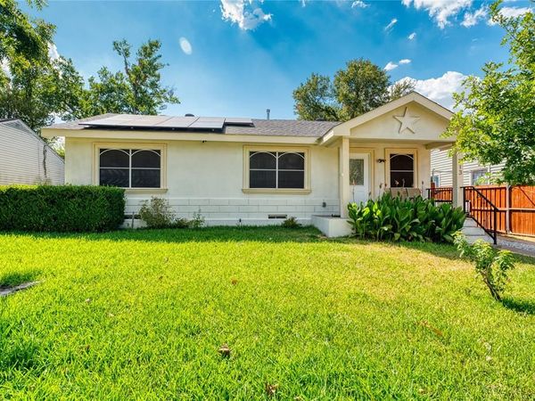 813 Iowa Street, Irving, TX 75060