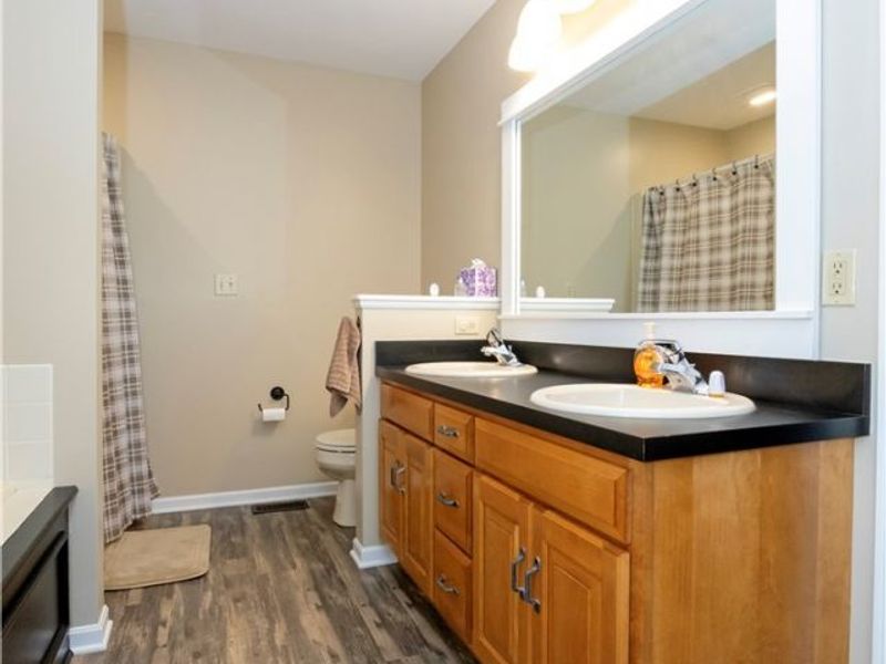 1516 Smith Drive, Wooster, OH 44691 Photo 11