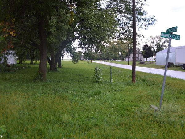 502 Minneapolis Street, Lu Verne, IA 50560