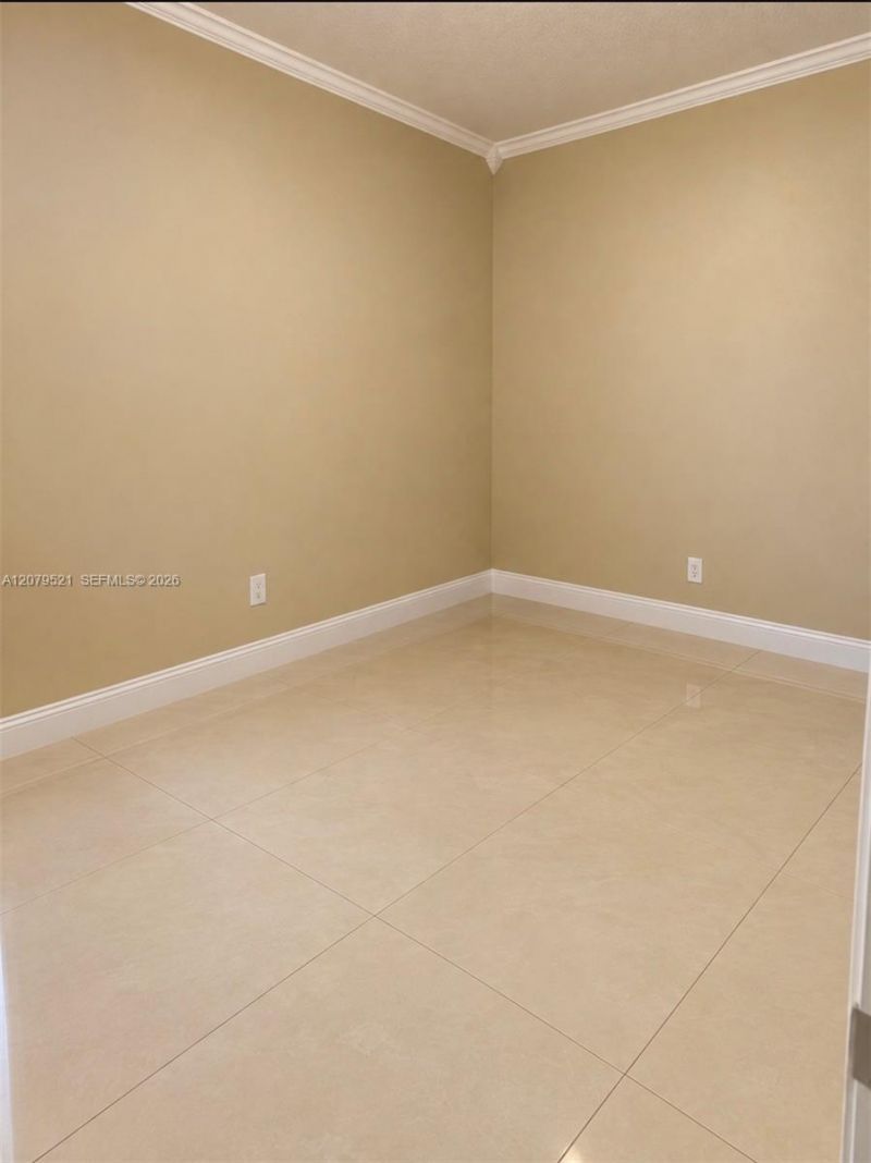 2138 SW 6th St, Unit 403, Miami, FL 33135 Photo