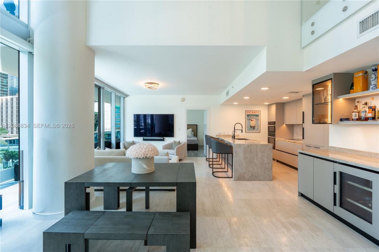 200 Biscayne Blvd Way , Unit 508, Miami, FL 33131 Photo