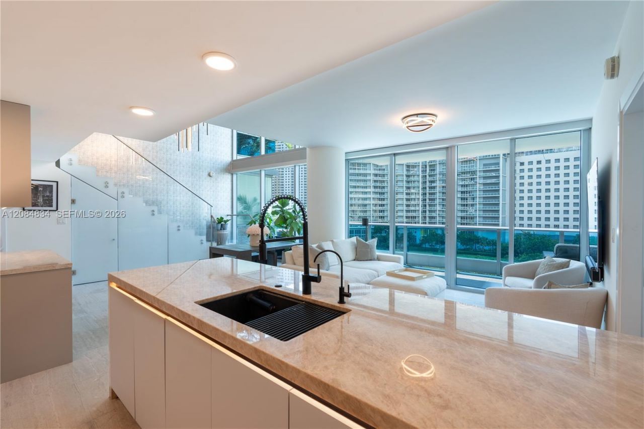 200 Biscayne Blvd Way , Unit 508, Miami, FL 33131 Photo