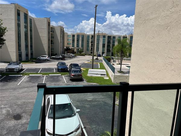 2075 SW 122nd Ave , Unit 216, Miami, FL 33175