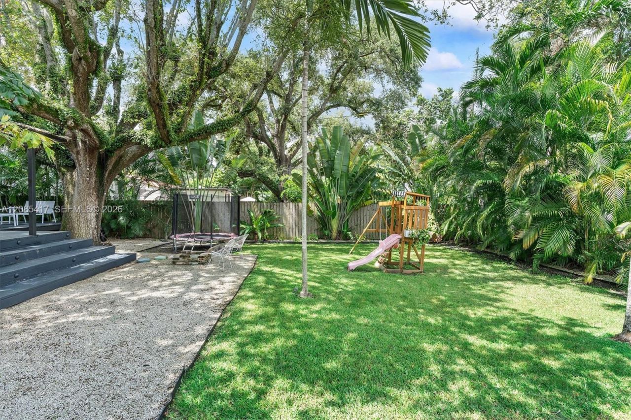 151 NE 88th St, El Portal, FL 33138 Photo