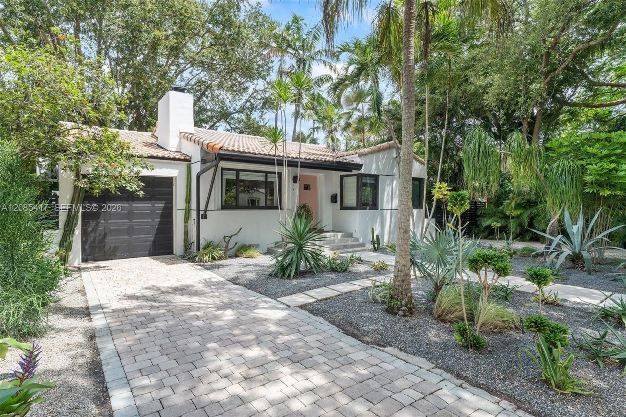 151 NE 88th St, El Portal, FL 33138 Photo