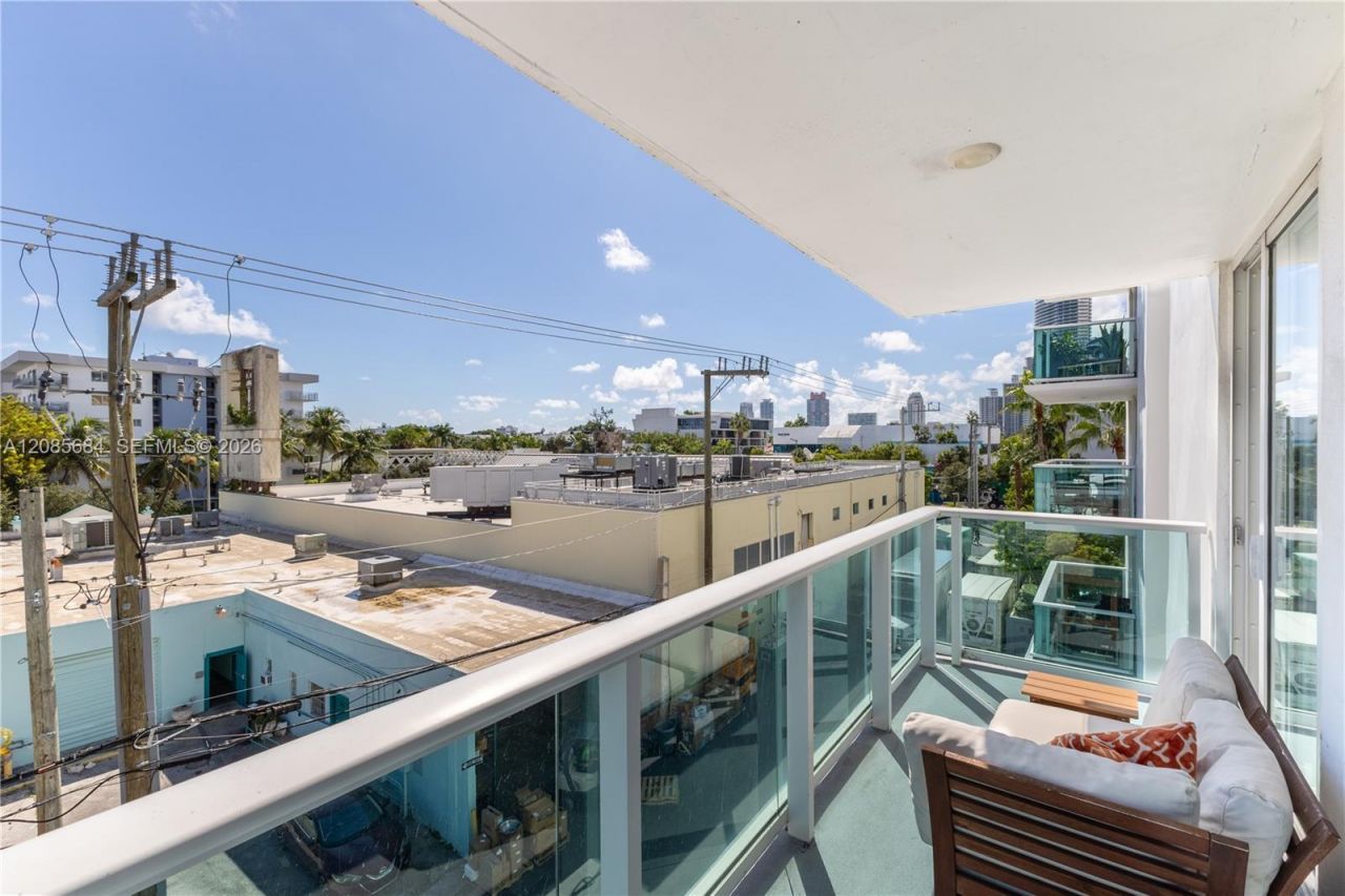 1035 West Ave, Unit 404, Miami Beach, FL 33139 Photo
