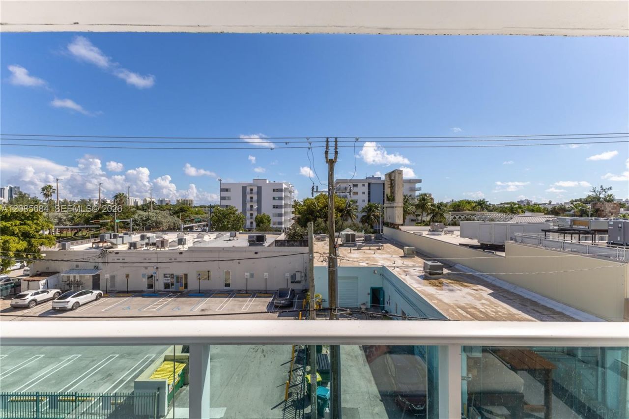 1035 West Ave, Unit 404, Miami Beach, FL 33139 Photo