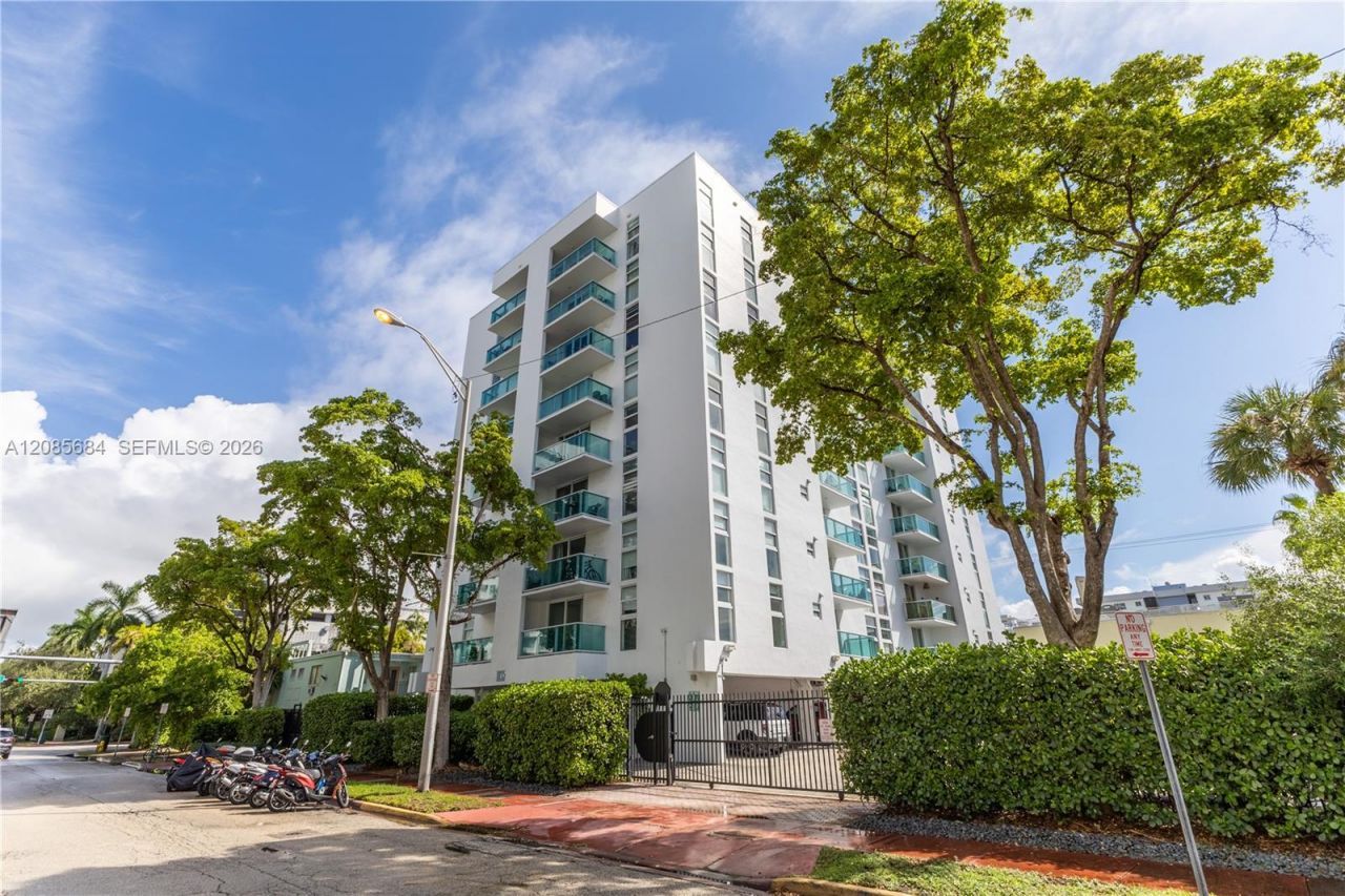 1035 West Ave, Unit 404, Miami Beach, FL 33139 Photo