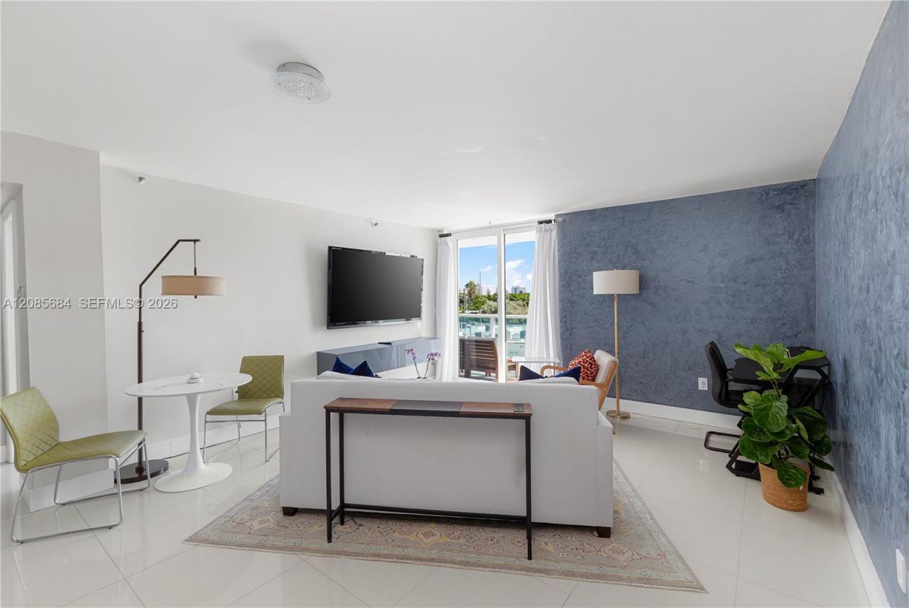 1035 West Ave, Unit 404, Miami Beach, FL 33139 Photo