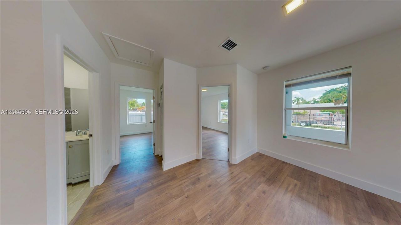 511 SE 2nd Street, Hialeah, FL 33010 Photo